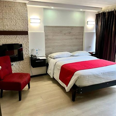 Hotel Imperial Ambato Dış mekan fotoğraf