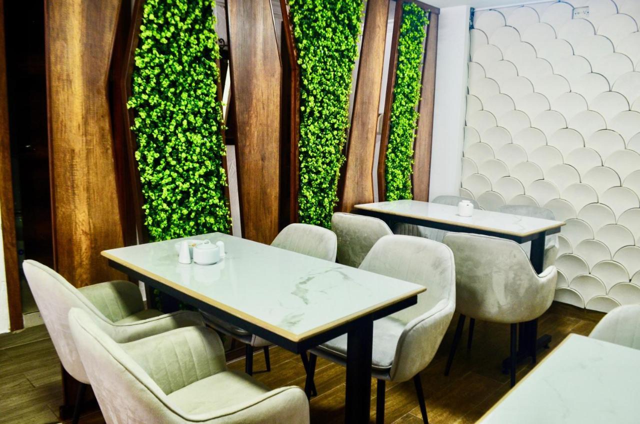 Hotel Imperial Ambato Dış mekan fotoğraf